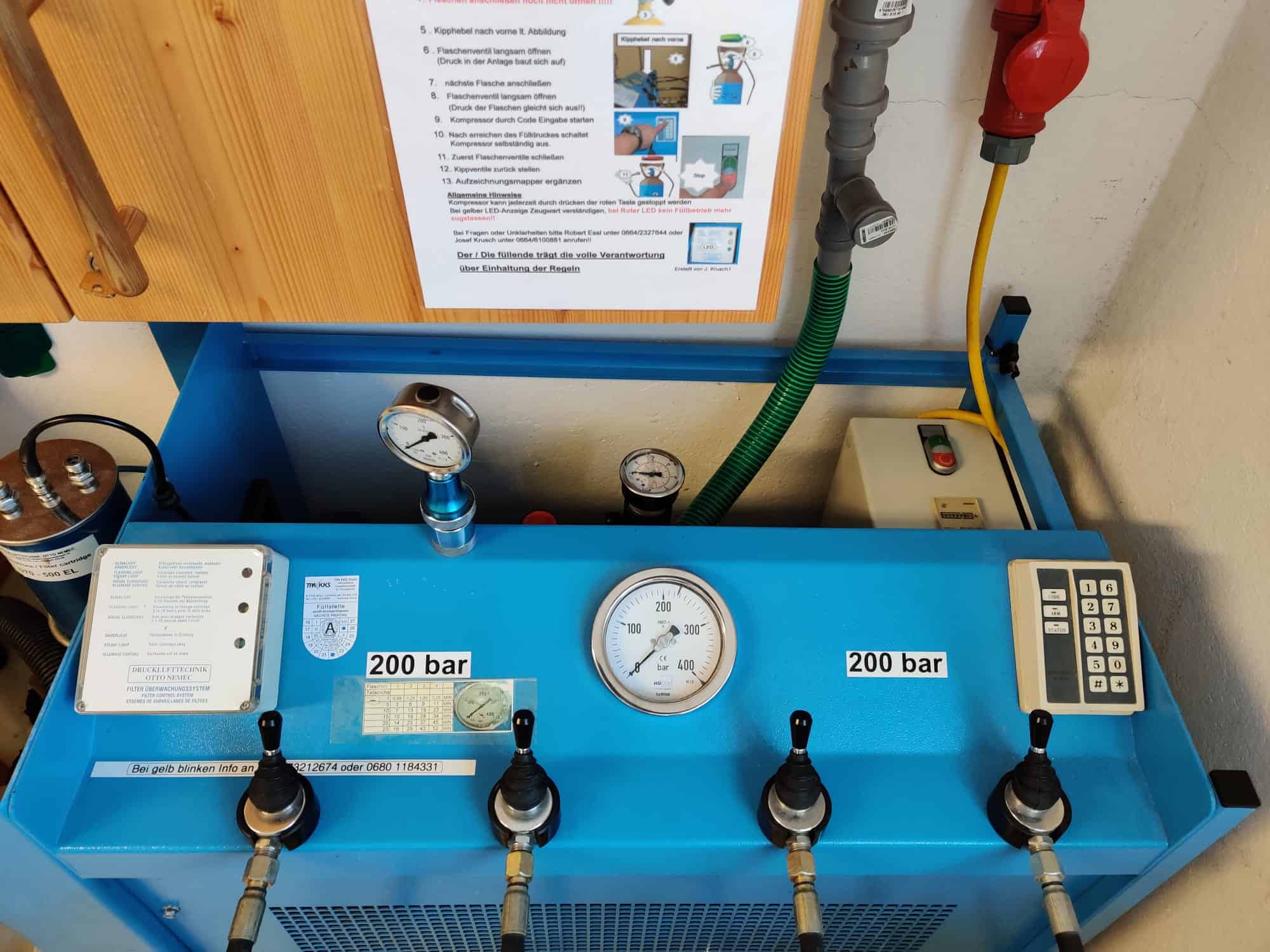 Kompressor der Firma DON-Austria (Drucklufttechnik Otto Nemec) Typ N-260