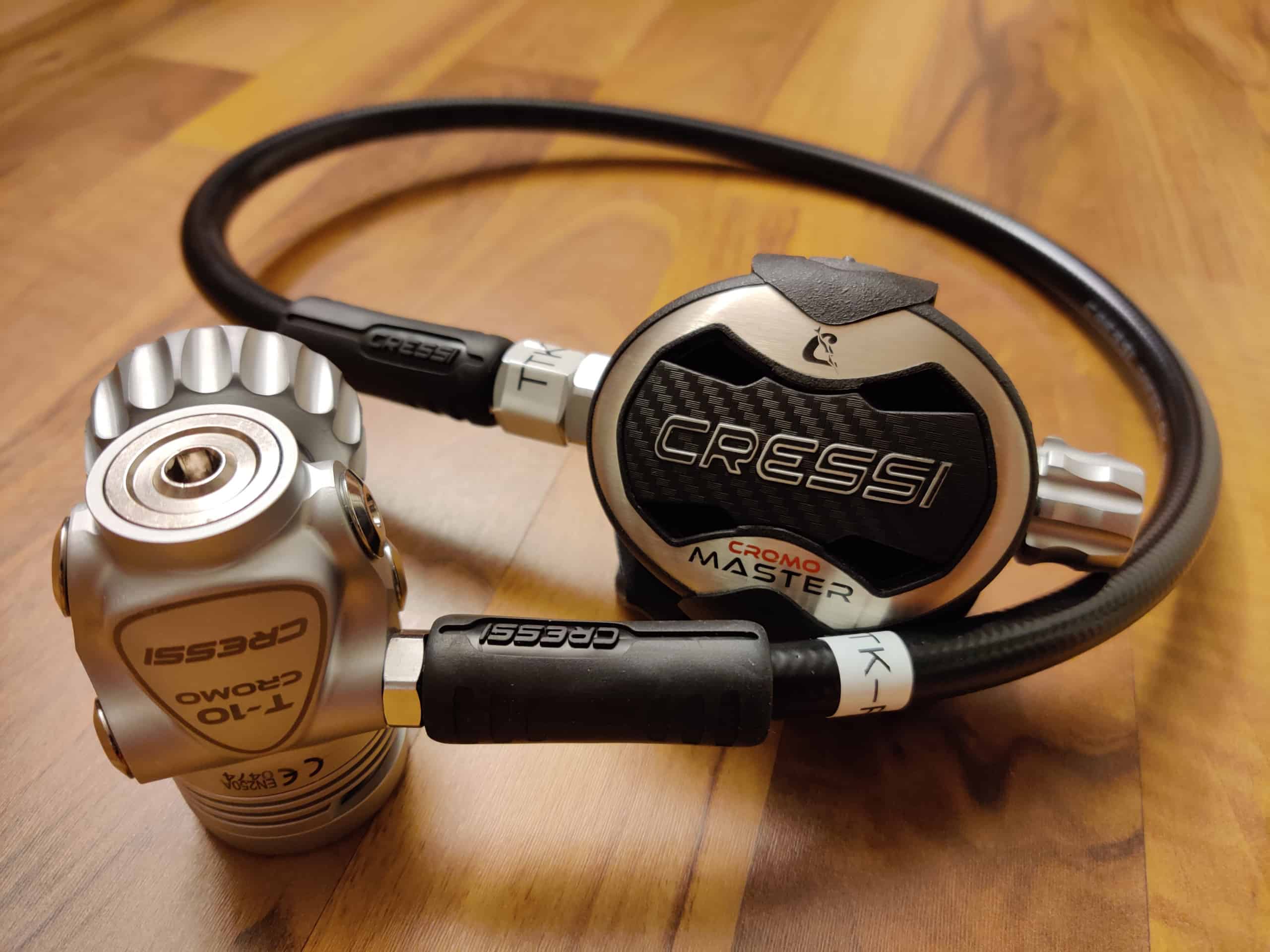 Atemreglerset der Marke Cressi für Kalt- und Warmwasser