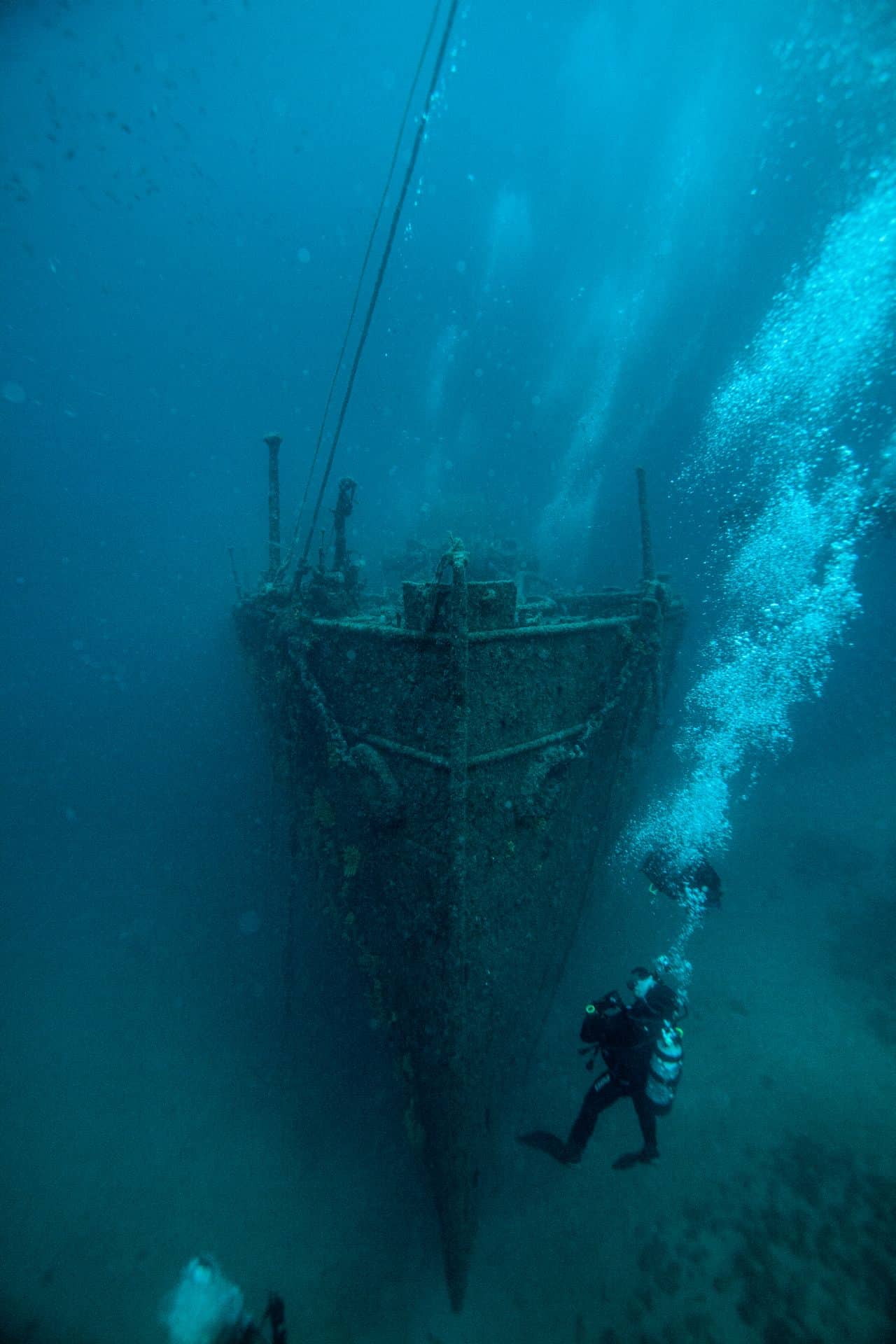 Taucher bei Schiffsfrack in Labin 2014
