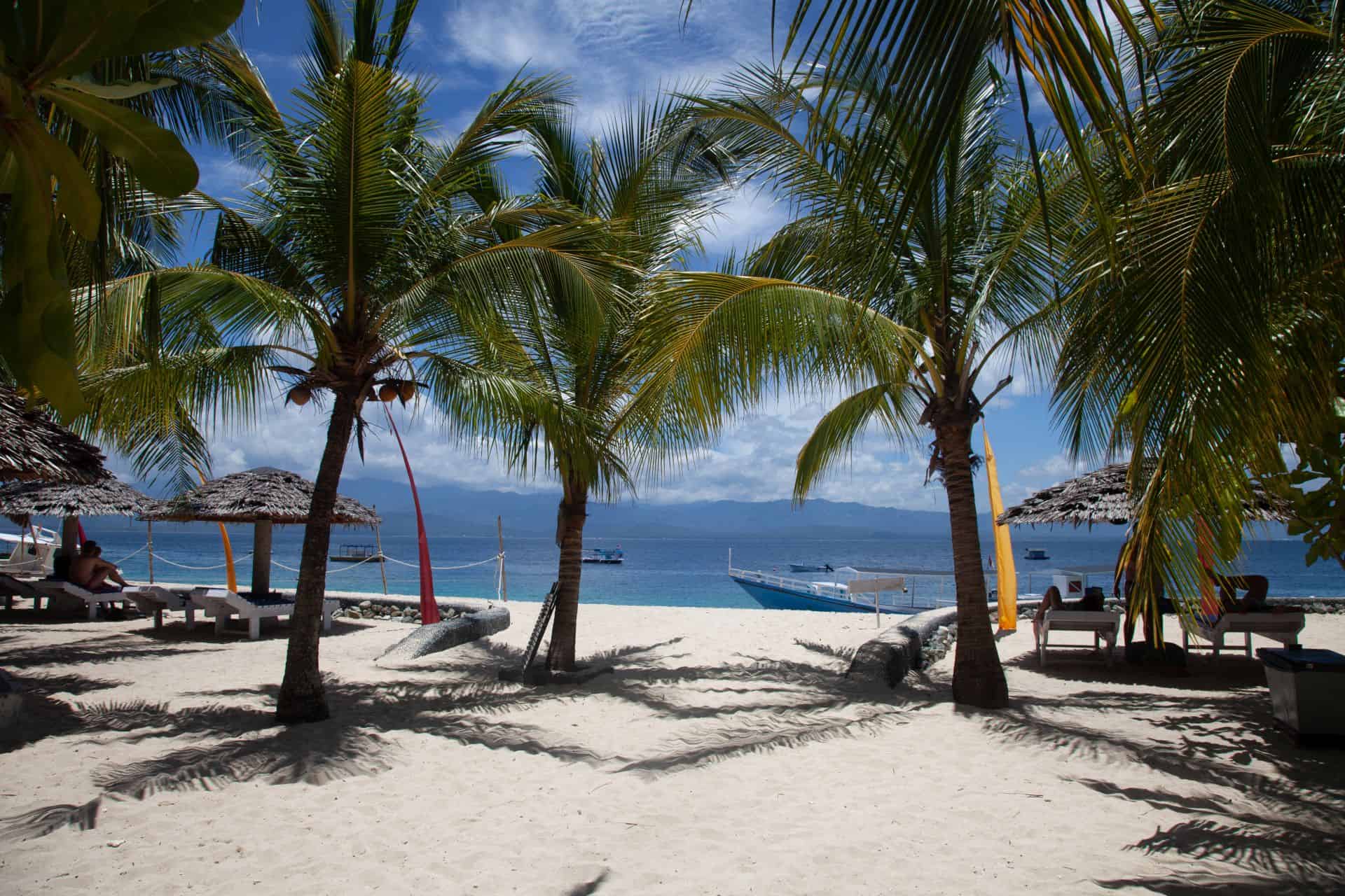 Strand in Sulawesi 2014