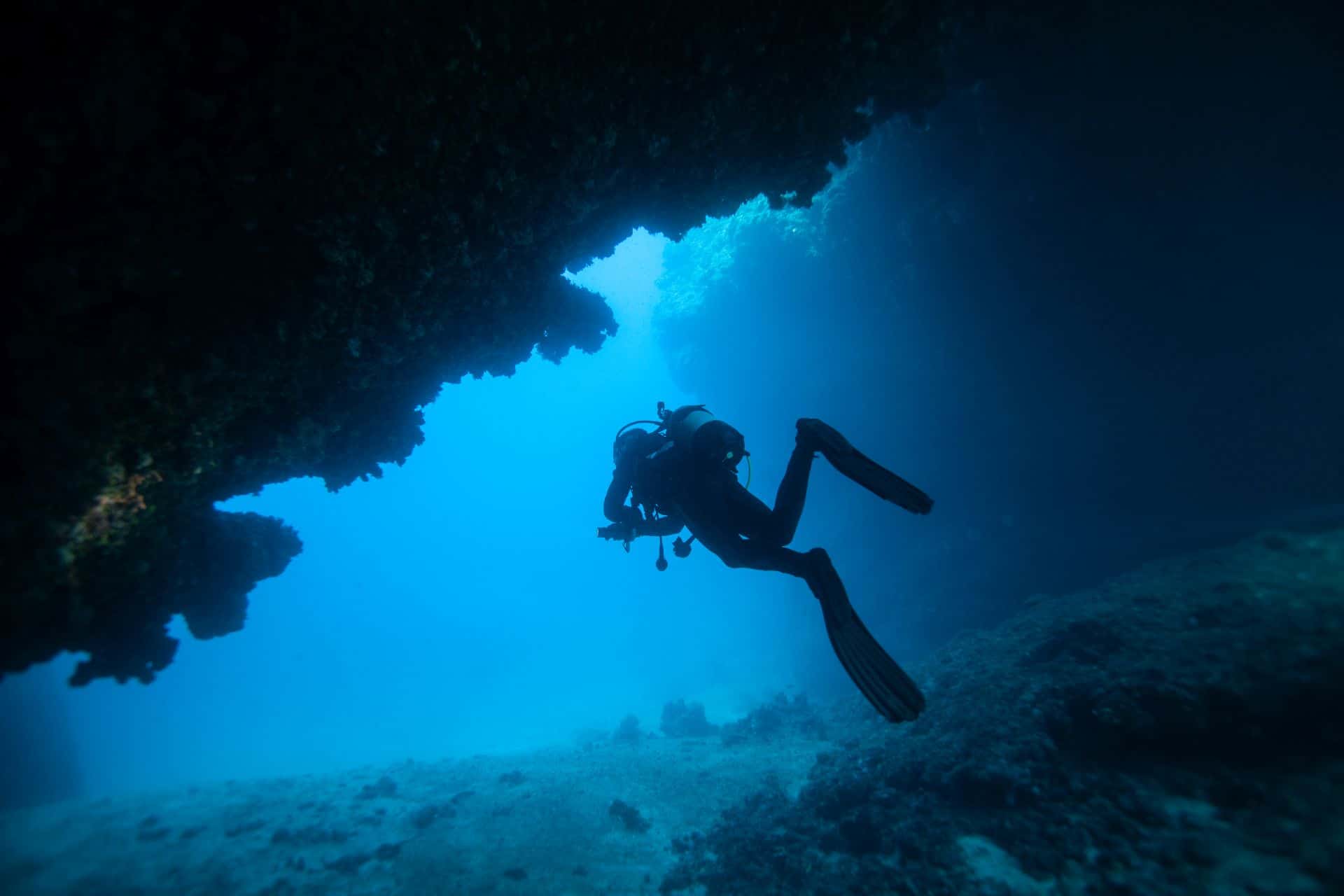 Taucher in Felshöhle Vranjak 2015